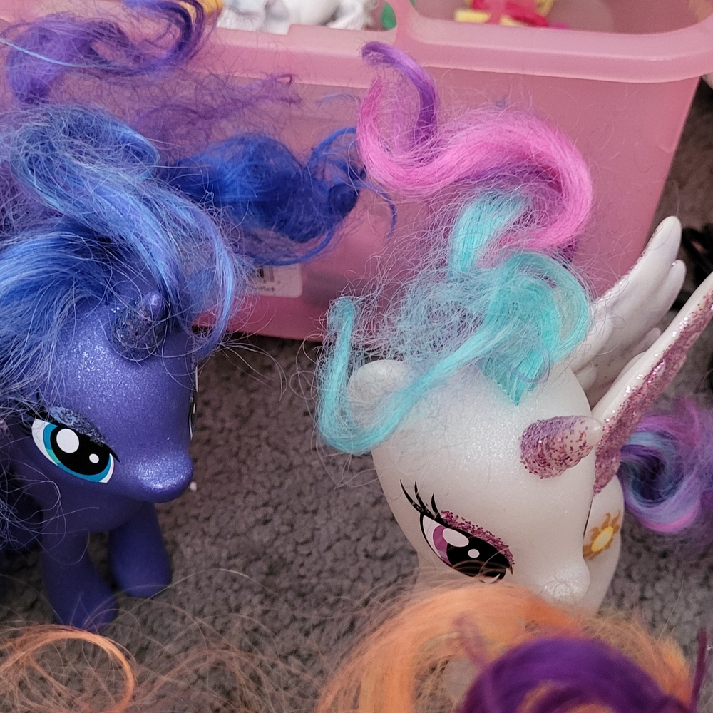 Hasbro Multiple My Little Poniss In various Colors with Accessories